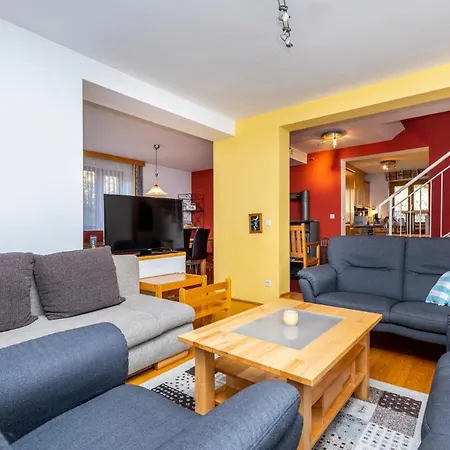 Waldsicht * フラッハウ