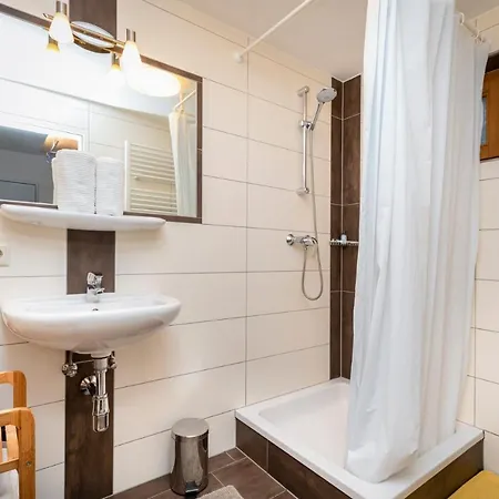 Waldsicht フラッハウ